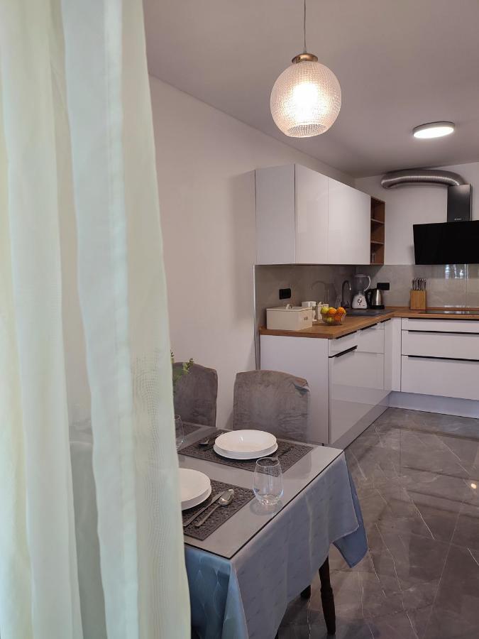 Apartman Ivan Kaštela Eksteriør billede